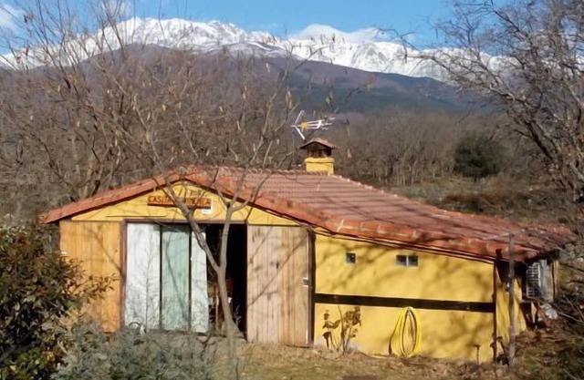 The passage of the Storks, Casita de la Chimenea