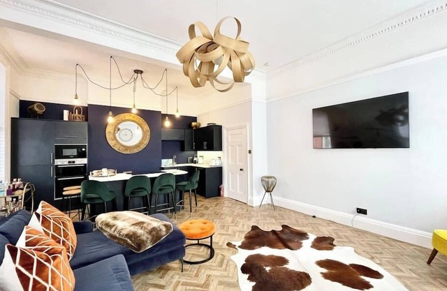 The Penthouse BS3