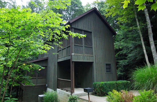 The Ravine - Hosted by The Chalets