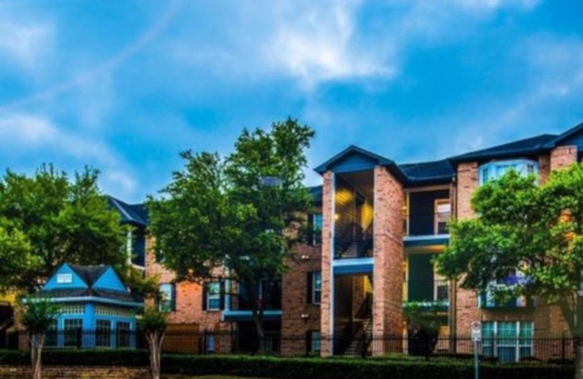 The Reside Fully Furnished Condos - Medical Stays Welcome