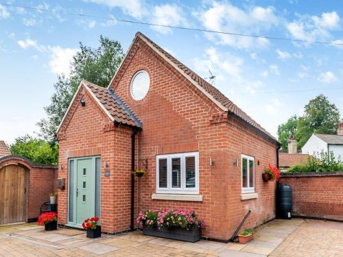 The Retreat - Uk45099