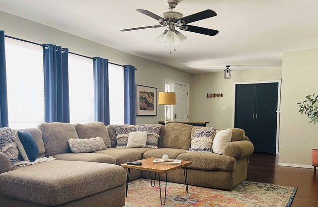 The Roan Ranch House-4 bd 2 bath single story