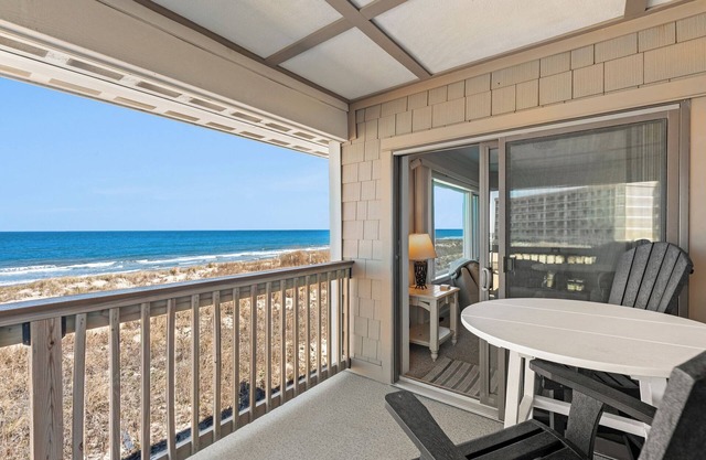 The Sandbar: Oceanfront Condo | Shared Pool Access