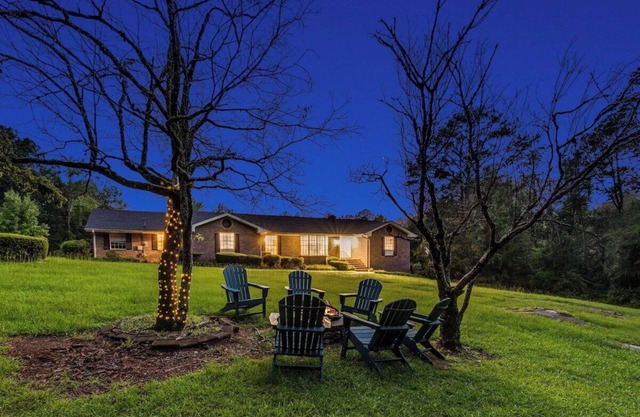 The Secluded 7-Acre Elegant Escape