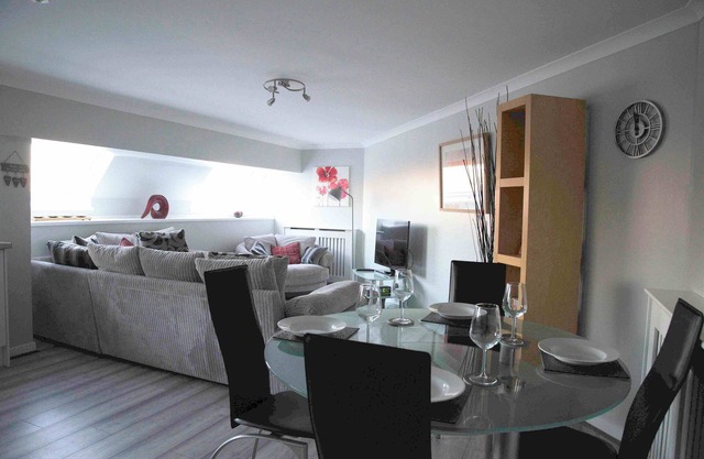 The Stables: Fabulous stylish flat in Merchant City & Parking