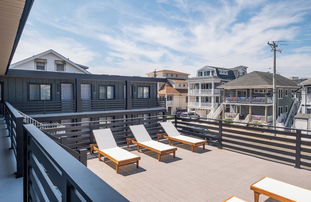 The Surf Club