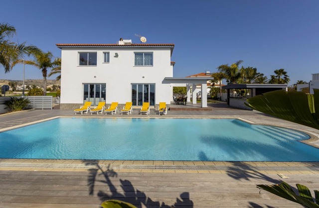 The Ultimate Guide to Renting Your Luxury 4 Bedroom Villa with Private Pool, Larnaca Villa 1398