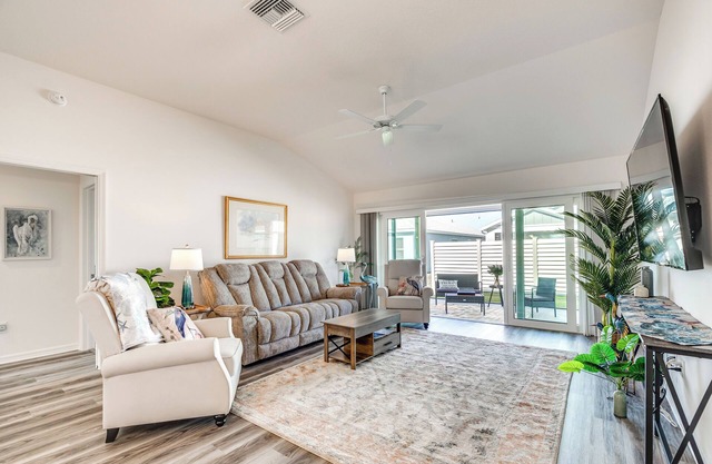 The Villages Golf Escape: Home w/Pool Access!