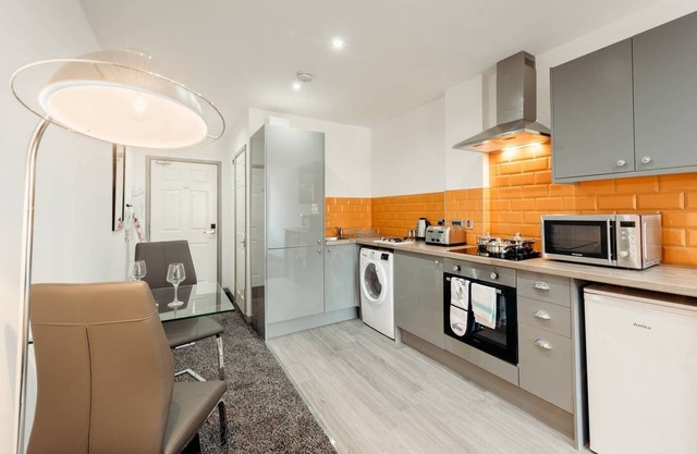 The Wainhouse Apartment 209
