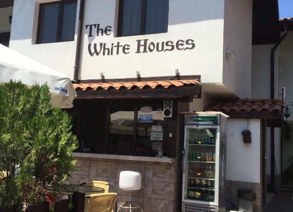 The White Houses Complex