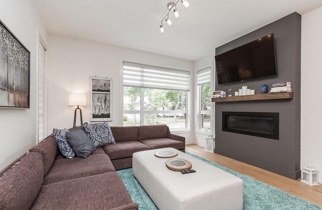 Theatre - Fire Table - High End Executive Home