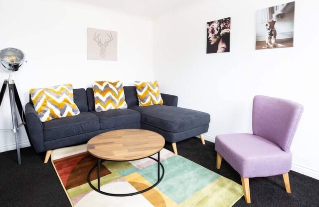 This apartment is a 2 bedroom(s), 2 bathrooms, located in North Lanarkshire, Scotland.