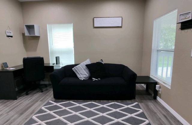 This unique 3 bedroom , 1 bath home rental nearby downtown Arcadia, FL.