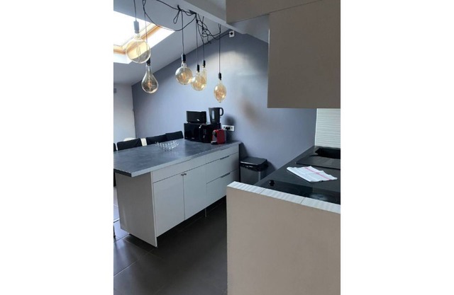 Thomas Apartment