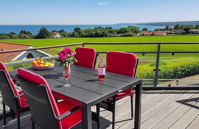 "Thorsten" - 500m from the sea by Interhome