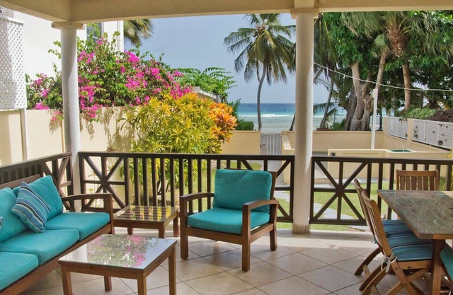 Three Bedroom Apartment on the Beach