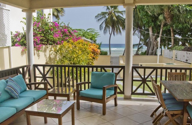 Three Bedroom Apartment on the Beach