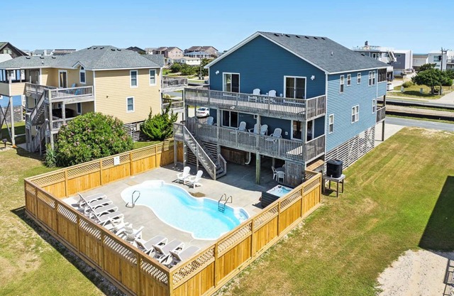 Three Little Birds | 490 ft from the beach | Private Pool, Hot Tub | Nags Head