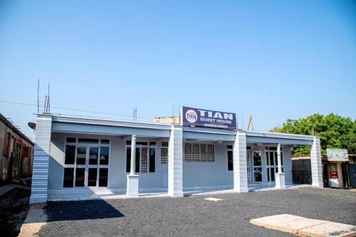 Tian Hotel