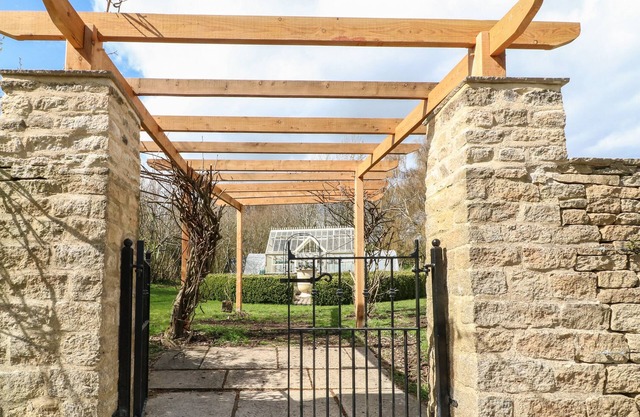 Tickmorend Farm