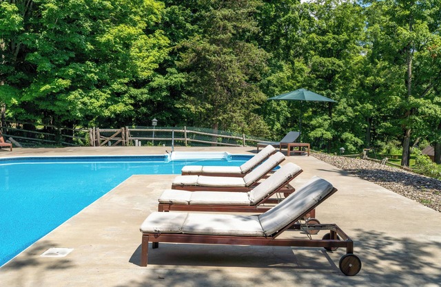 Timeless Treasure w/Pool