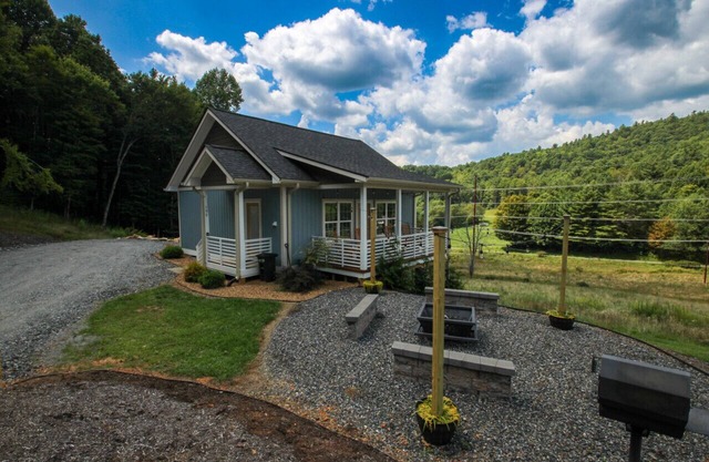Tiny 2br Cabin w/View | Grill | Fire Pit #4