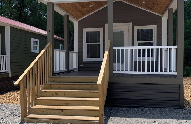Tiny Homes for Rent, minutes to the Casino, Golf Course & Water Park