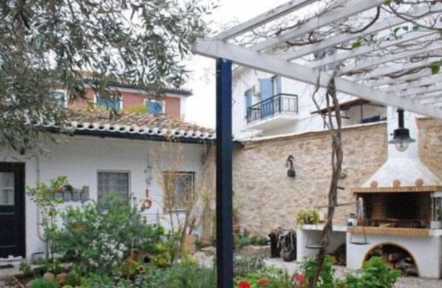 To Spitaki Garden Guesthouse