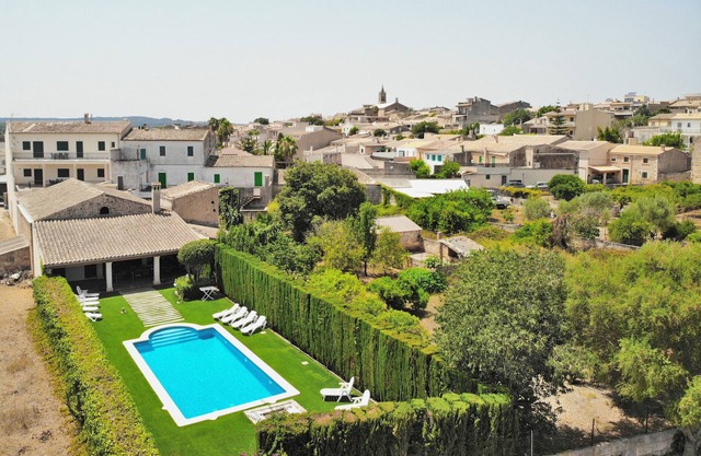 Tofollubí 152 fantastic villa with private pool, large outdoor area, air conditioning and barbecue area