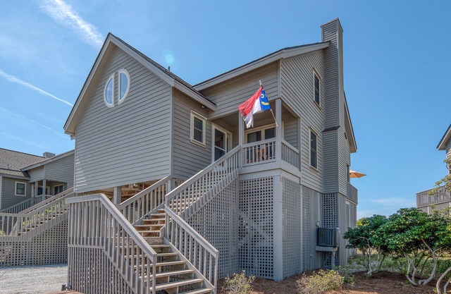 Topsail Beach paradise at Serenity Point - steps from ocean, pool and sound