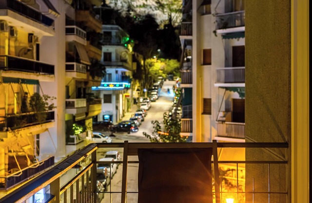 Touching Acropolis Elegant Apartment