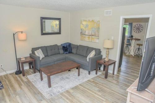 Townhomes Near the Bay - #6