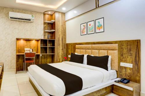 Townhouse Oak Model Town Rohtak