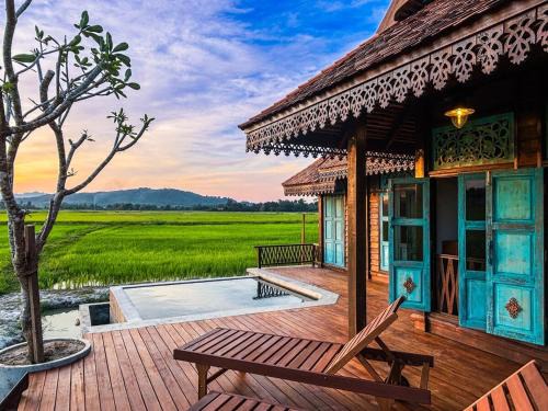 Traditional Malay Studio Villa with Private Pool, 2-4 Pax WIFI