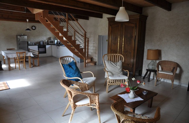 Traditional house completely renovated, independent, for 6 people