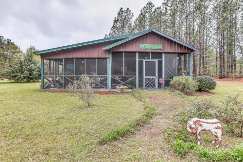 Tranquil Fairmont Studio with Patios - Pets Welcome!
