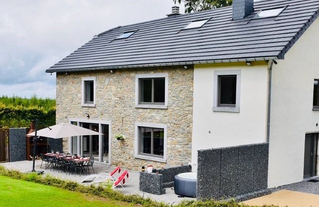 Tranquil Holiday Home in Manhay with near Ski Area