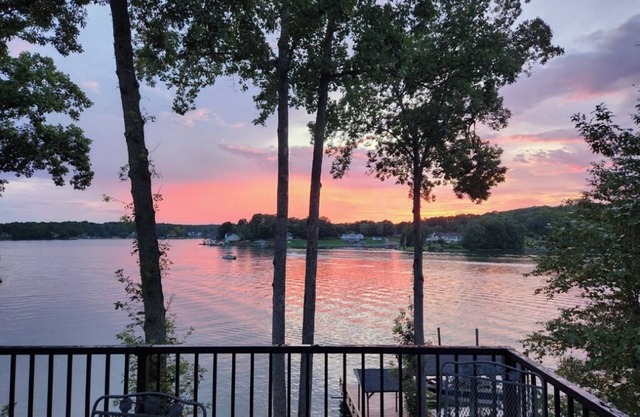 Tranquil "Wow!"-inducing views. Near HFB. Dock/Kayaks/SUP/Patio/Deck/Grill/GmRm