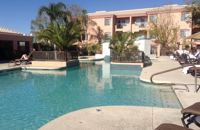 Travelers' Top-Rated Scottsdale Villa Mirage- Spacious, Upscale Relaxing Layout