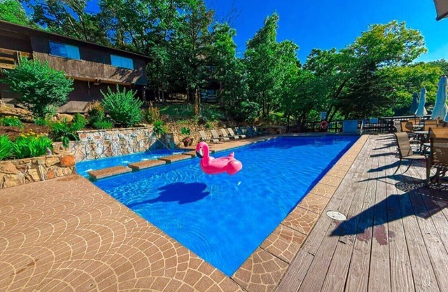 Treetop Village55-3Bed/3Bath/Pools/Dock/Pickleball/Fitness Center-6-8PP-Four Seasons Area
