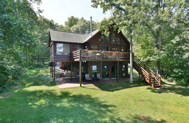 Trego Lake House- Level elevation to the water's edge.