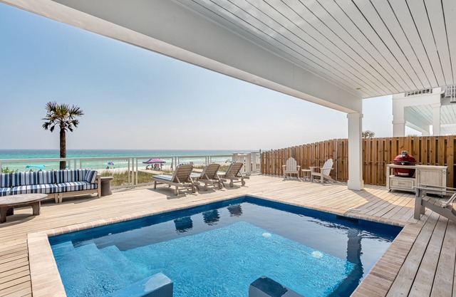 "Trifecta East" Large Family Beachfront Home
