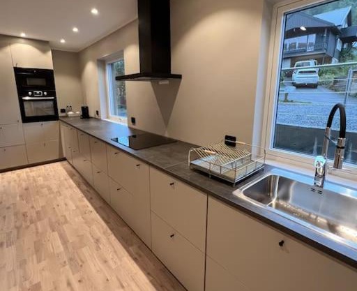 Tromsø Arctic Villa with free parking