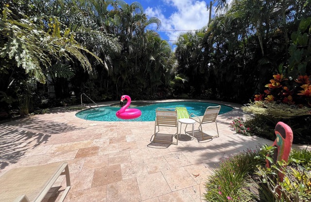 Tropical Oasis at Pairadice Palms in Lake Worth Beach, FL - Florida Room