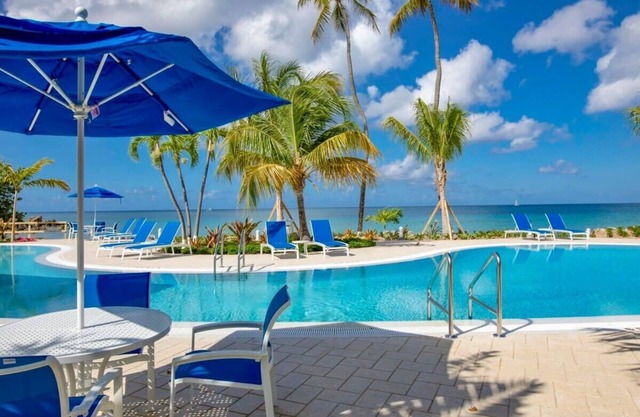 Tropical Paradise: Studio @ Limetree Resort