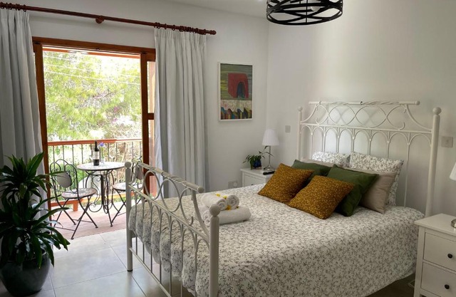 Tsangarides Apartment with Mountain View in Lemona, Paphos