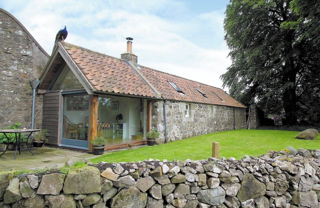 Tullibole Castle Longhouse