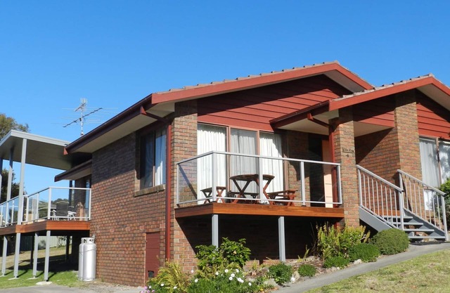 Tura Views, 3 BR House