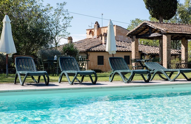 TUSCAN HILLS - Tenuta di Ghizzano - Il Monte 10 pax