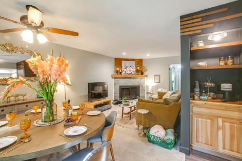 Twin Lakes Retreat Lake, Pool and Golf Access!